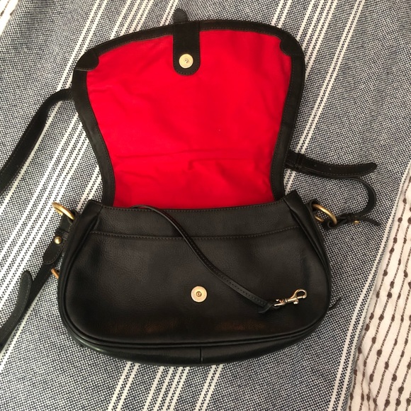 Dooney & Bourke ✨Black Leather Saddle bag - Picture 2 of 7